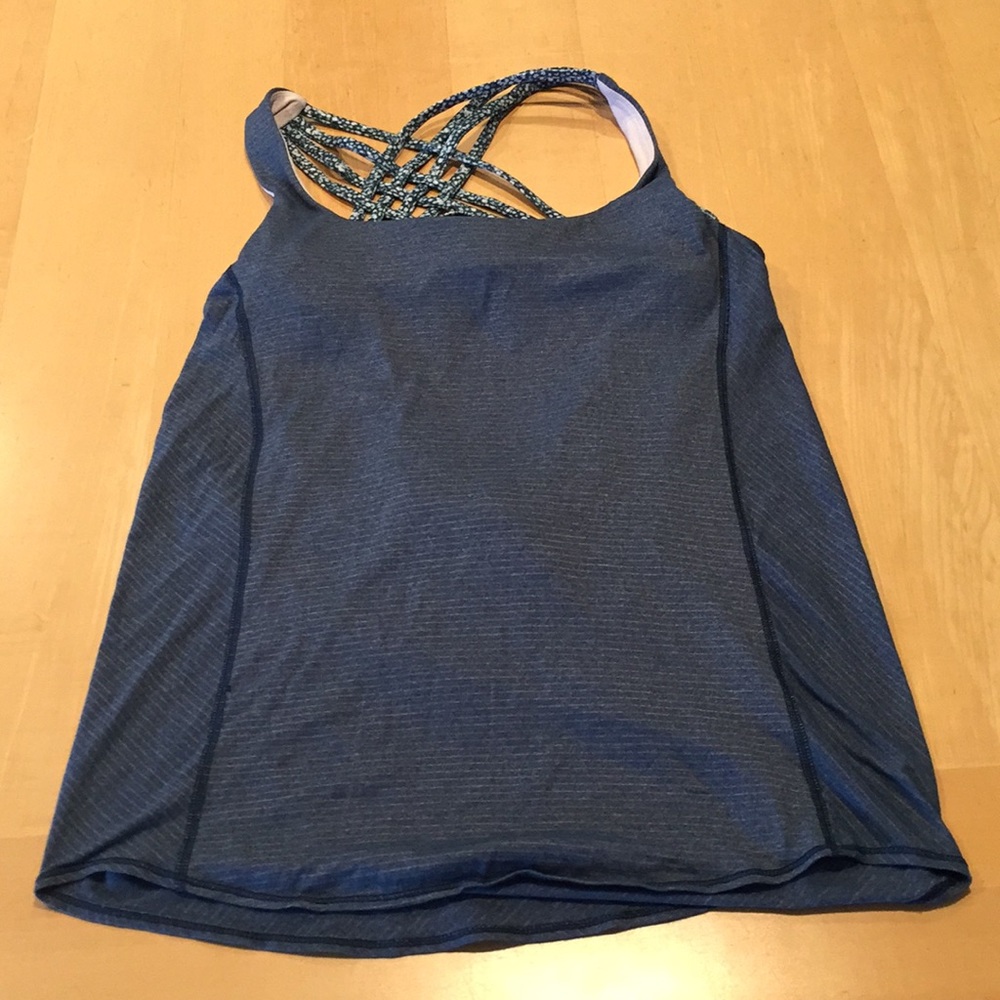 Lululemon Wild tank, size 6